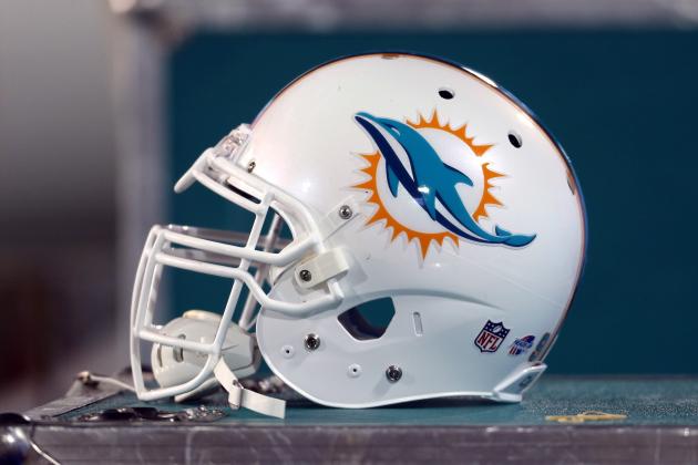 Miami Dolphins: Which Players Are Rising and Falling Through 2 Weeks of Camp