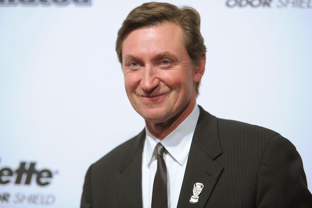 10 Incredible Facts About Wayne Gretzky
