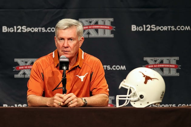 Texas Football 2013 Team Program