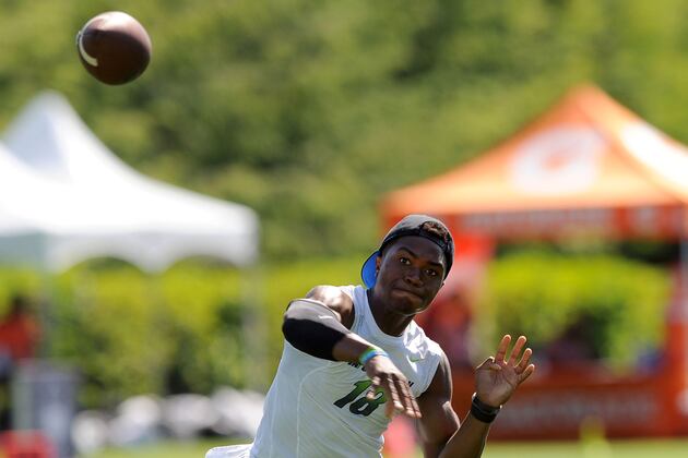 5 2014 Recruits Who Would Be a Perfect Fit in the Spread Offense