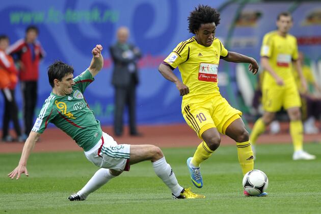Summer Transfer Gossip: Tottenham's Spending, Cabaye Competition and More