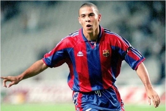 10 Greatest Barcelona Strikers
