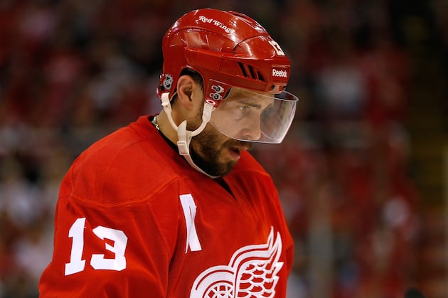 Which Mythical Hockey Team Is Better Right Now: North American or European?