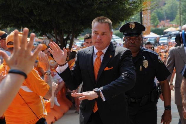 Tennessee Volunteers vs. Western Kentucky Hilltoppers: Complete Game Preview