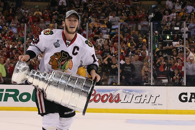 The Complete Guide to Following the Chicago Blackhawks on Twitter