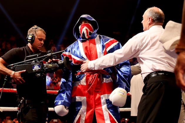 Boxing Results: Dereck Chisora Powers to Euro Title as Mathews Beats Woodhouse