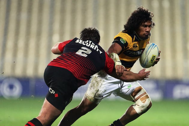 The Biggest Hits in World Rugby This Week, Taranaki Get Physical