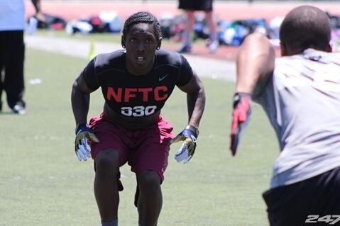 2014 College Football Recruits with Skills to Thrive on Offense and Defense