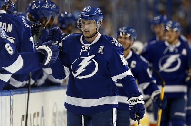 Buying or Selling Tampa Bay Lightning Players' Hot Starts in 2013-14