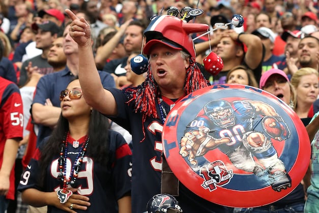Embarrassing NFL Fans Rule Week 6