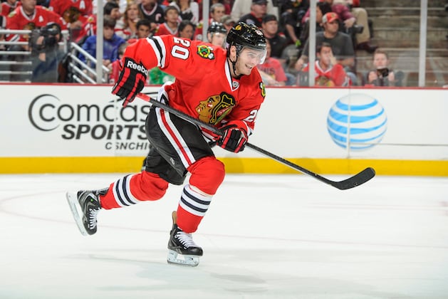 Buying or Selling Chicago Blackhawks Players' Hot Starts in 2013-14