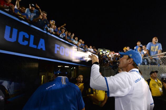 Highest Ranked BCS College Football Teams with the Worst Recruiting Classes