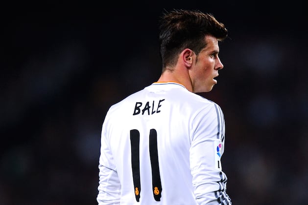Paper News and Gossip: United Eye Bale, Zizou Backs Gerrard and Rooney Move Talk