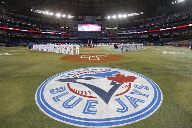 Toronto Blue Jays Offseason Tracker: Hottest Trade Rumors, Free-Agency News