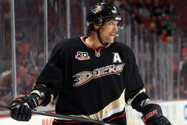 Ranking the 10 Best NHL Seasons by a Player Over 40 Years Old