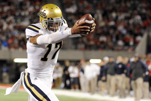 Washington Huskies vs. UCLA Bruins: Complete Game Preview
