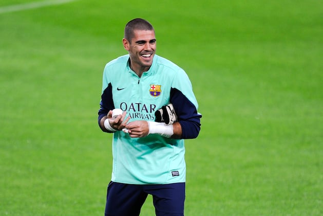 5 Goalkeepers Barcelona Could Target to Replace Victor Valdes