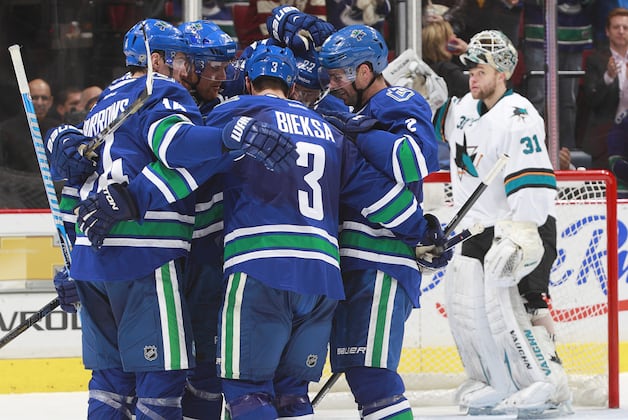 The Vancouver Canucks' 5 Best Goals so Far in 2013-14