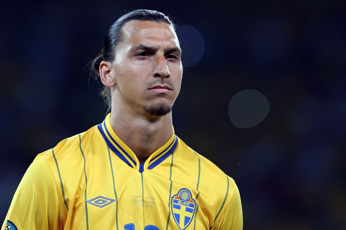 Zlatan Ibrahimovic's Career so Far in 25 Pictures and GIFs | Bleacher