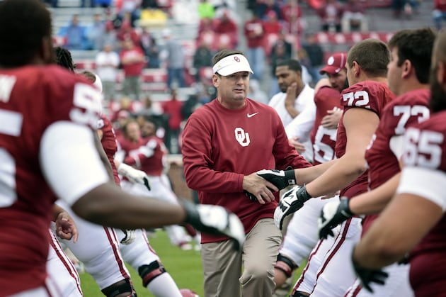 College Football Programs Struggling to Recapture Past Recruiting Success