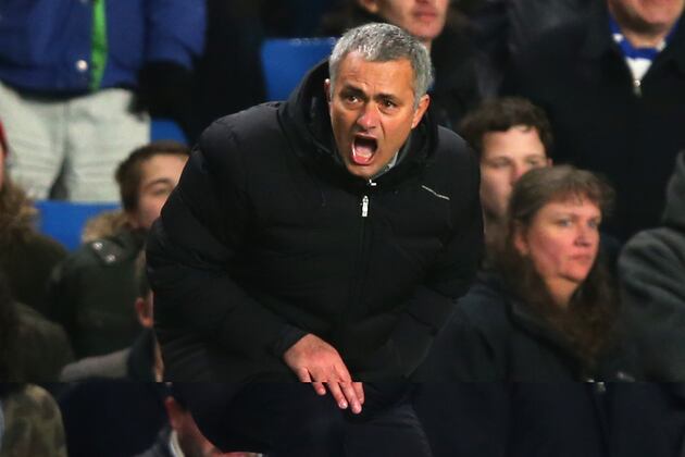 Paper News and Gossip: Chelsea Money Concern, Moyes out of Sir Alex's Shadow