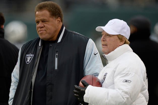 5 Big Moves the Oakland Raiders Could Make in 2014 NFL Free Agency