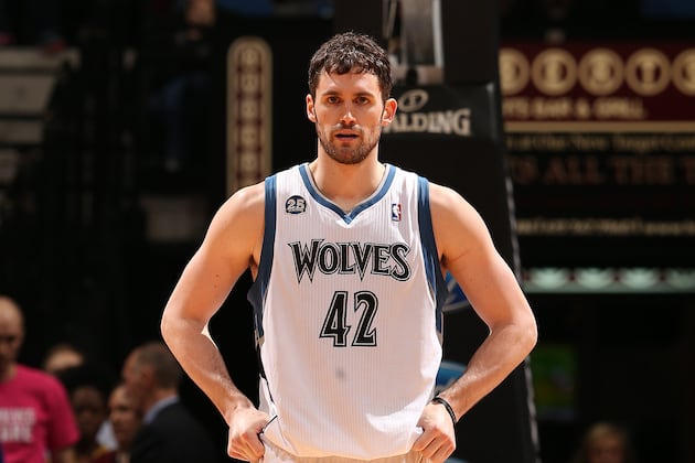 hi-res-464069151-kevin-love-of-the-minnesota-timberwolves-stands-on-the_crop_north.jpg