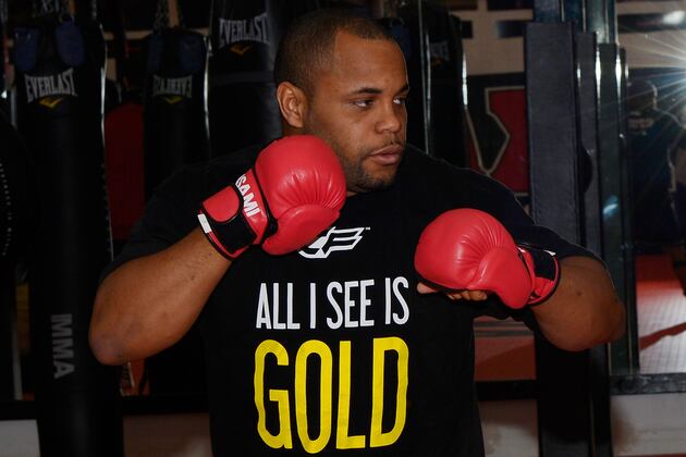 UFC 170: Cormier vs. Cummins Round-by-Round Recap and Analysis
