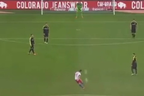 The 9 Best Long-Range Goals of the Weekend