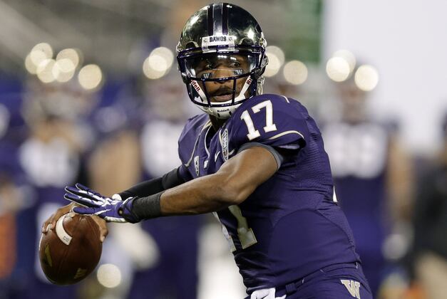 Philadelphia Eagles: 5 Quarterbacks Chip Kelly Could Target in Late Rounds