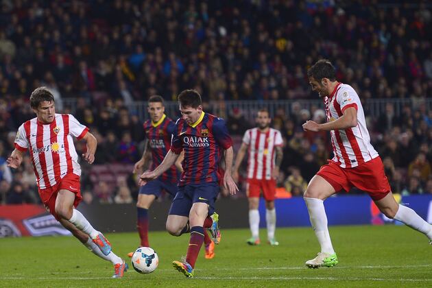 Messi's Amazing Free Kick and the Greatest World Football Moments of the Weekend