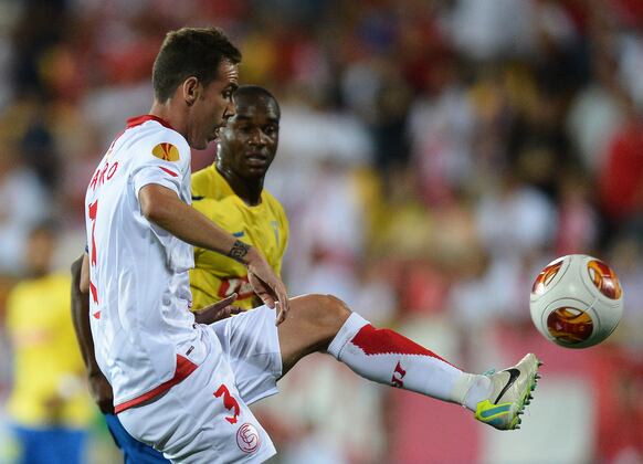 20. Fernando Navarro