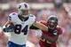 After briefly testing the free agent market, tight end Scott Chandler re-signed with the Bills this offseason.