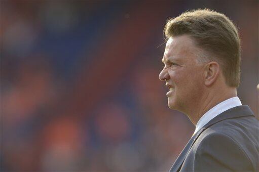 Netherlands vs. Spain: Key Selection Decisions for Louis van Gaal