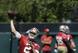 Blaine Gabbert works out in the 49ers' minicamp.