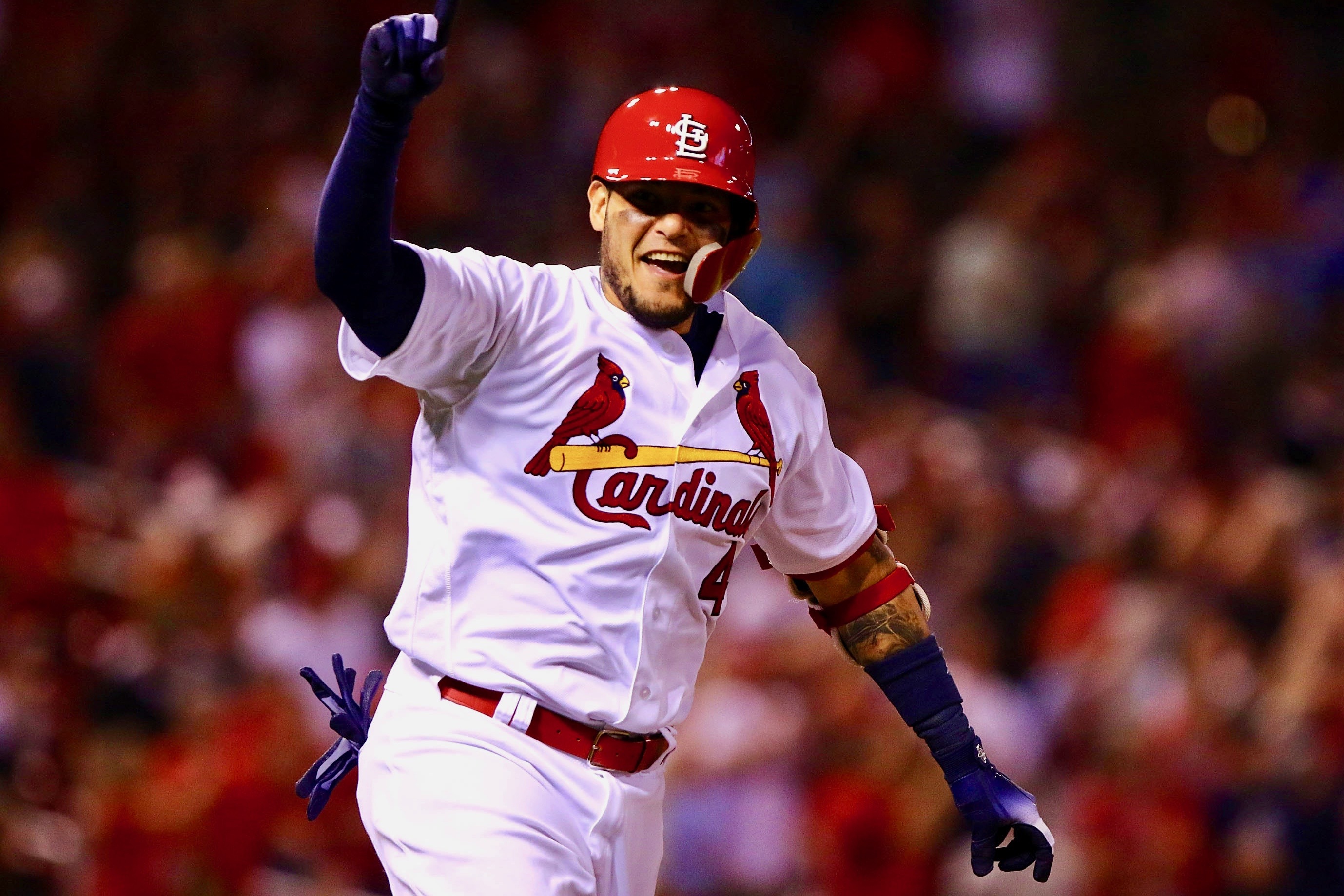 Report: Cardinals sign Yadier Molina to a three-year extension - NBC Sports