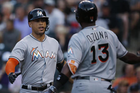 Ozuna and his wife hit homers, 05/03/2017