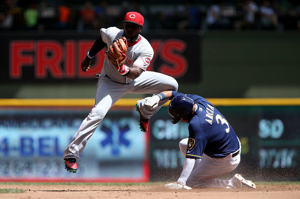 Atlanta Braves on X: #Braves acquire second baseman Brandon Phillips  (@DatDudeBP) from the Reds in three-player trade. Details:   / X