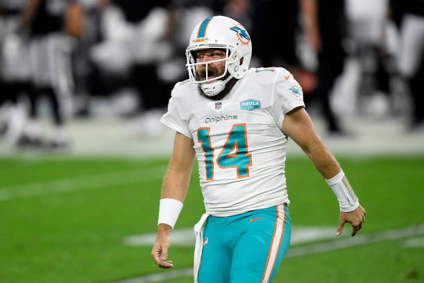 Dolphins wearing throwback jerseys against Giants - The Phinsider