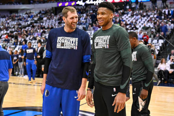 Mavs retire Nowitzki's 41 after win over Curry, Warriors National News -  Bally Sports