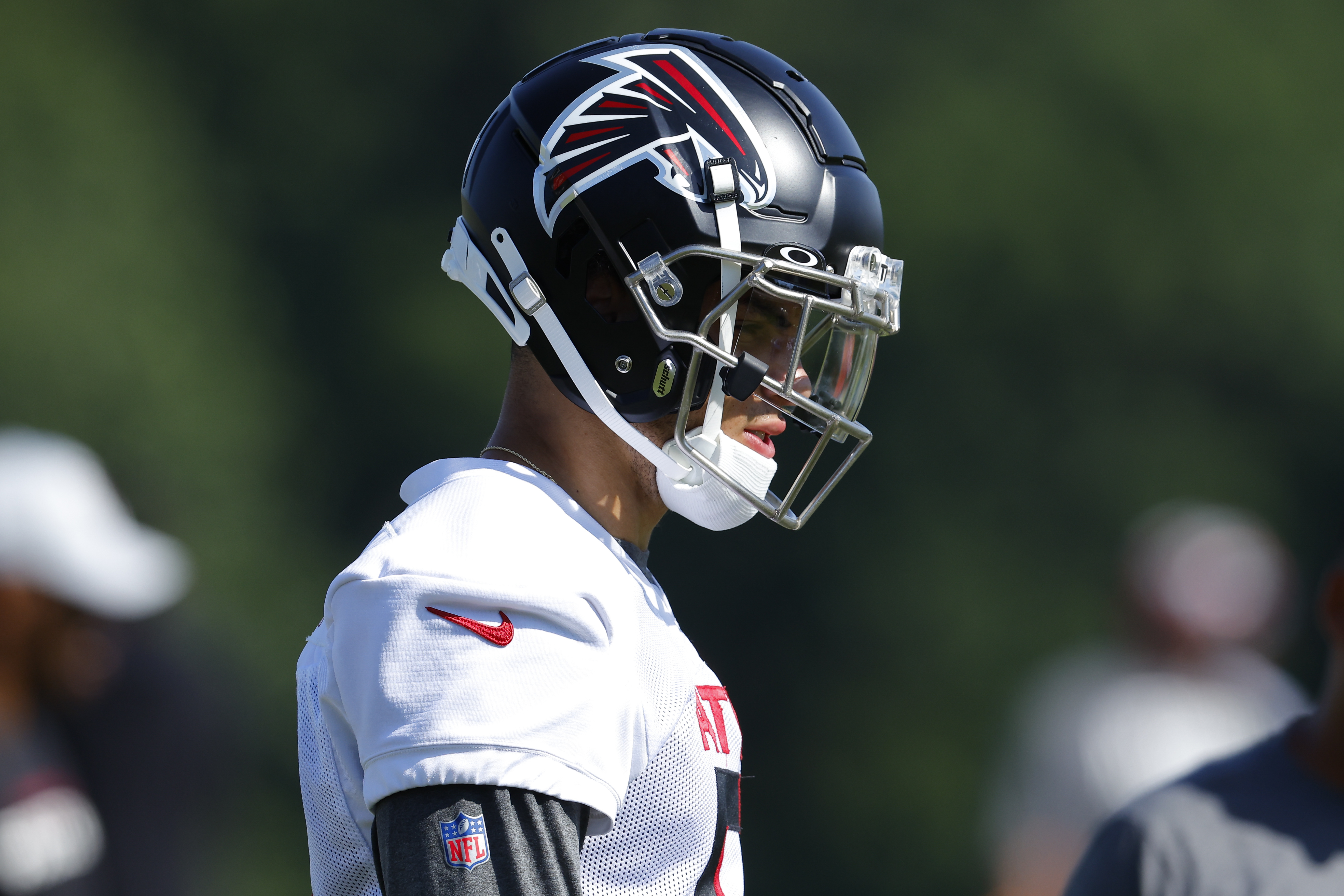 Drake London 'progressing' and practicing, hopeful for Week 1 against  Saints - The Falcoholic