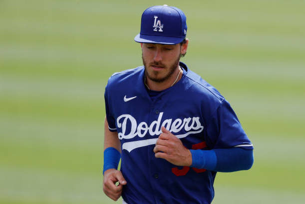 Cody Bellinger is the Giga Chad of Major League Baseball. Whether