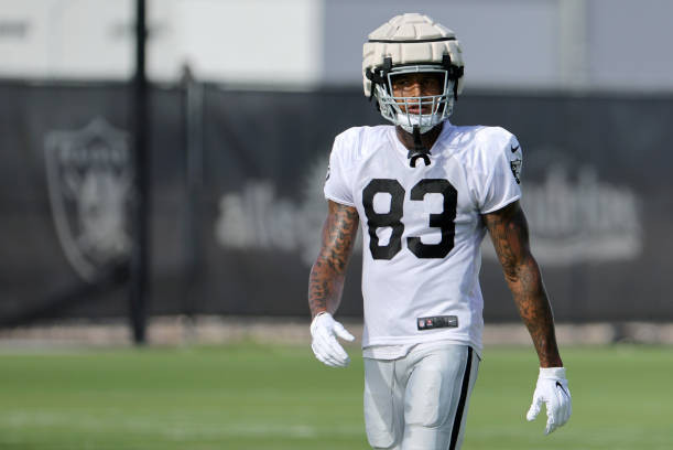 Las Vegas Raiders trading away star TE Darren Waller