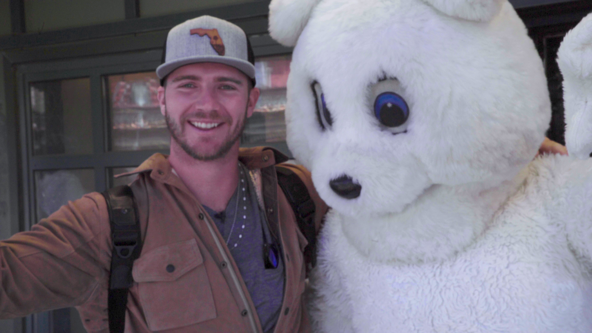 Pete Alonso gets polar bear tribute in Mets dugout