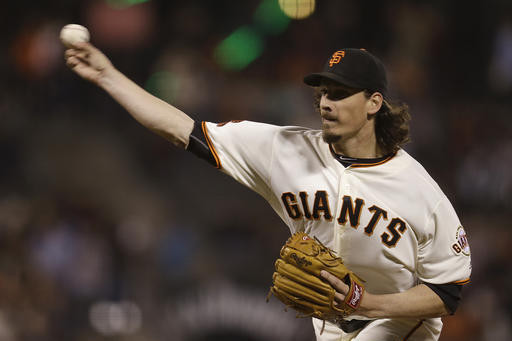 Giants' Samardzija fans 5 in 3 innings, Dodgers win 5-2