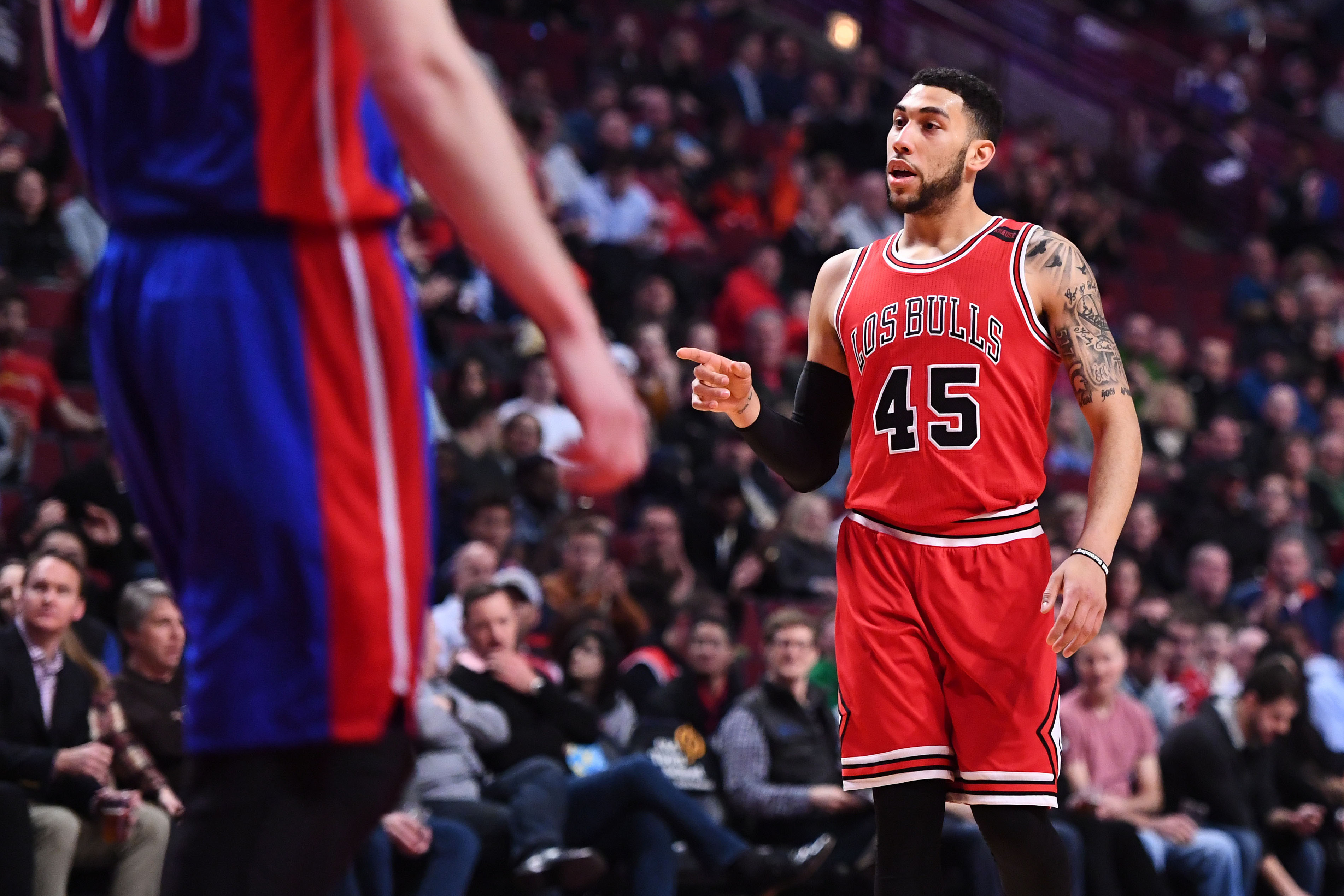 How Denzel Valentine ended up wearing Michael Jordan's other number with  the Chicago Bulls - ESPN