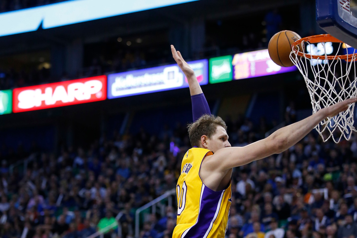 Warriors vs. Lakers: Score, Highlights, Reaction from 2016 ...