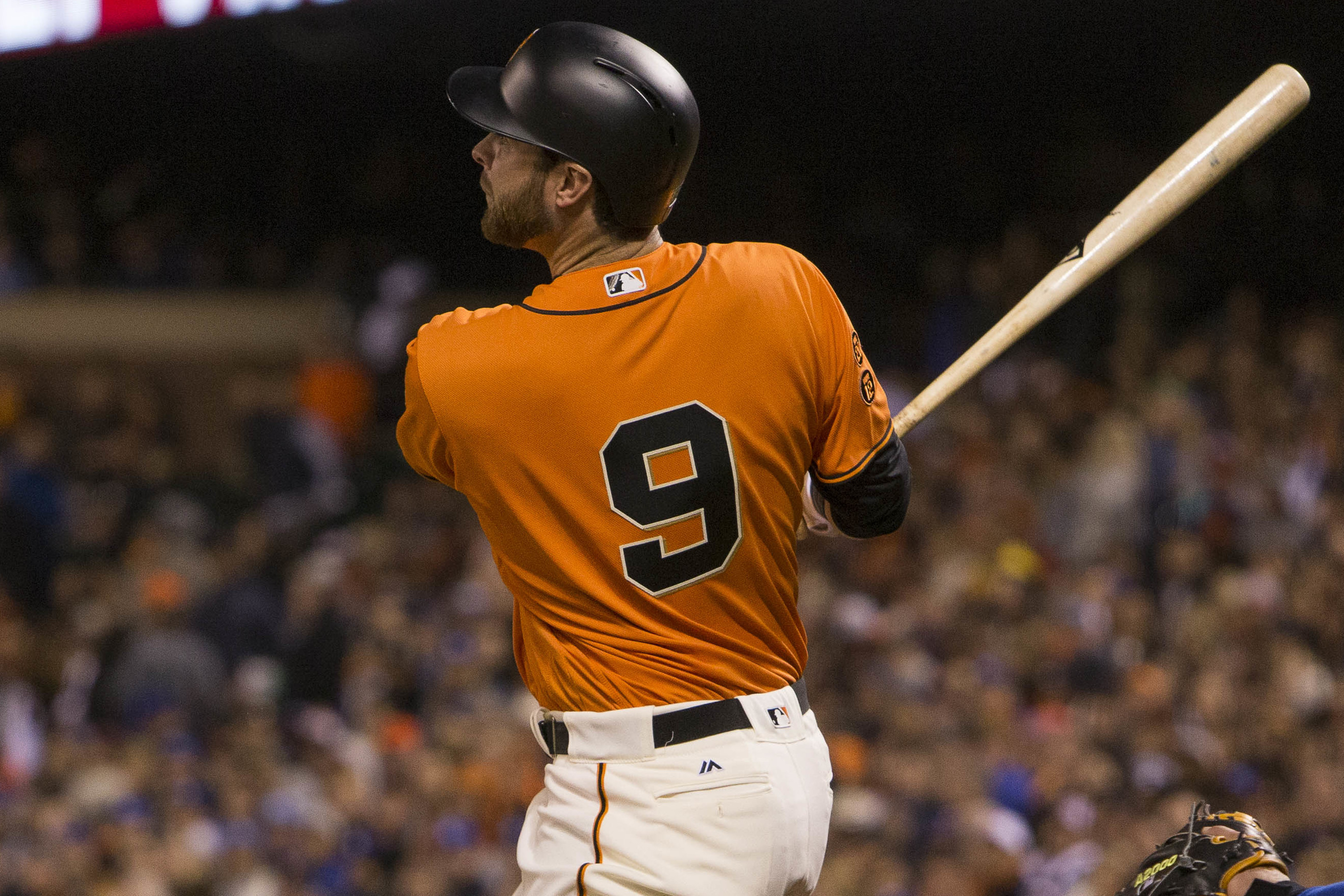 Brandon Belt with the duct tape captain patch! : r/baseball