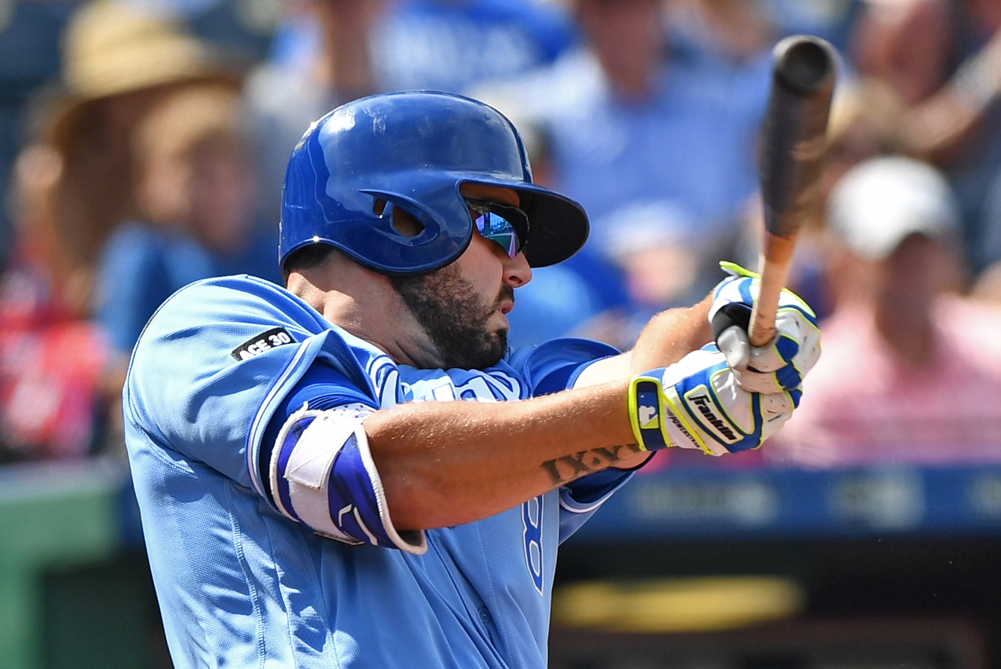 ALCS: Defensive gems by Mike Moustakas help keep O's in check