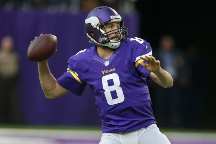 Sam Bradford Throws 1st TD as a Minnesota Viking!